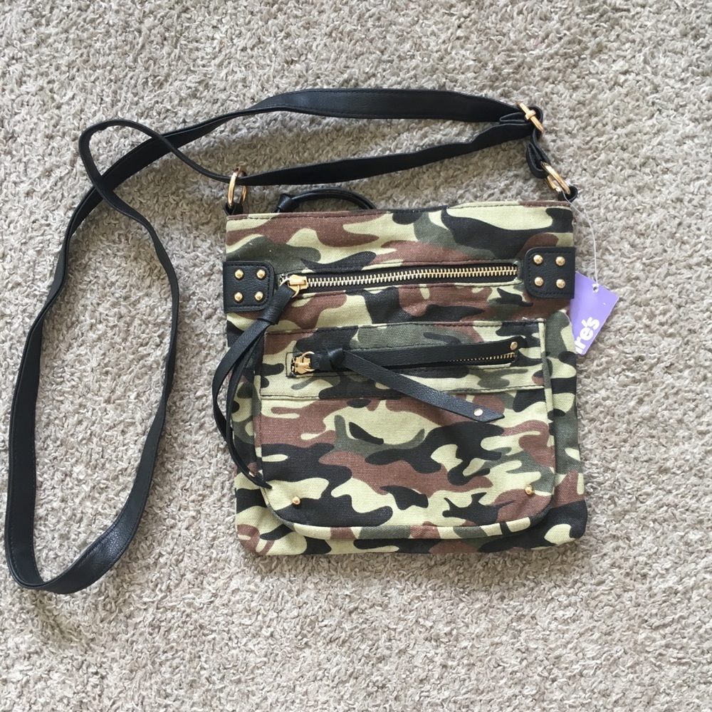 Camo purse
